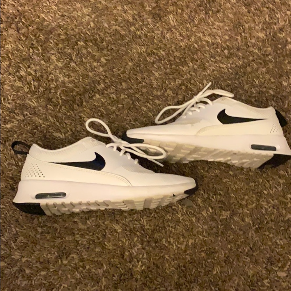 Nike Theas